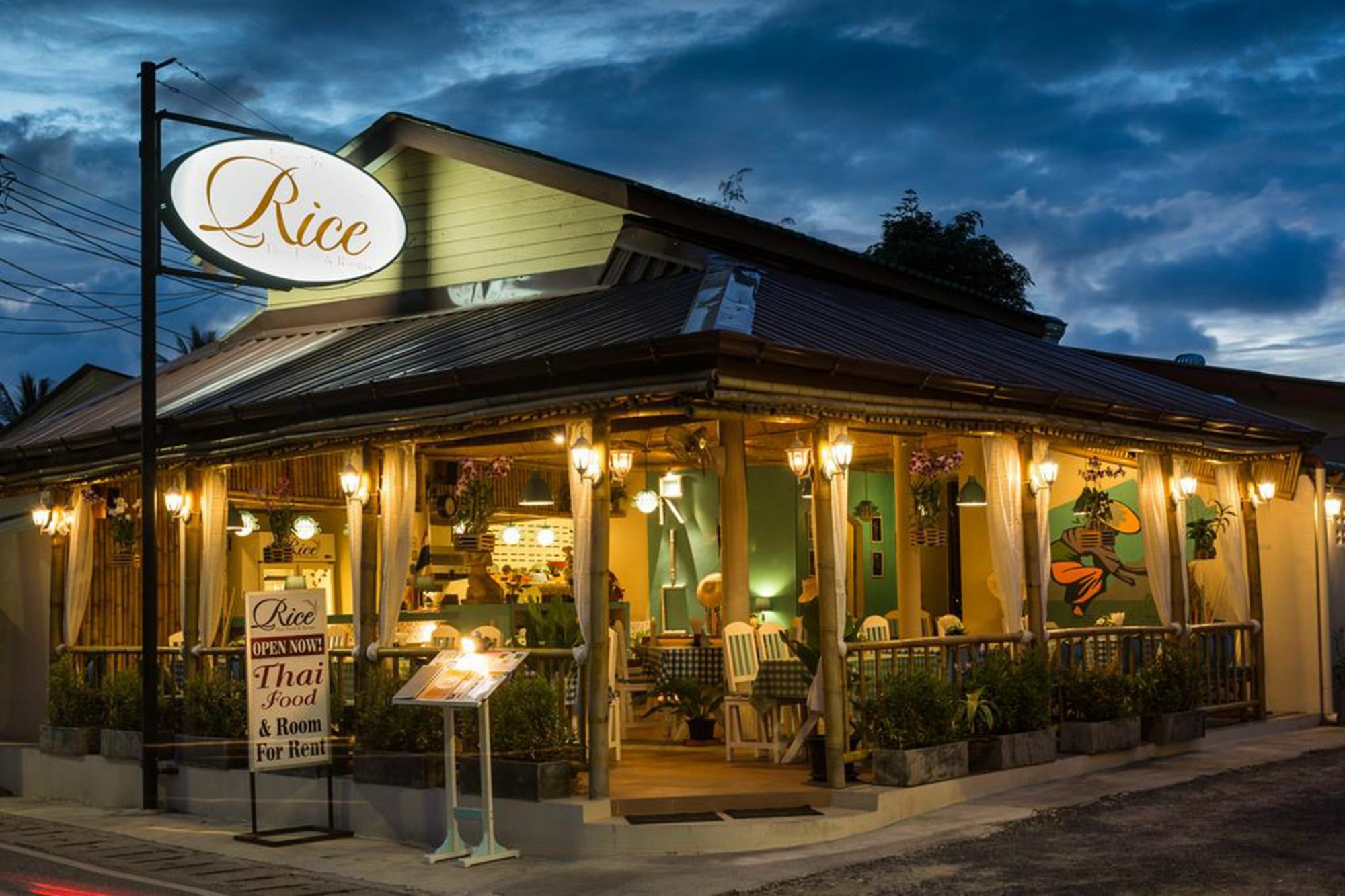 Rice Rooms And Restaurant Kata Beach  Exterior foto